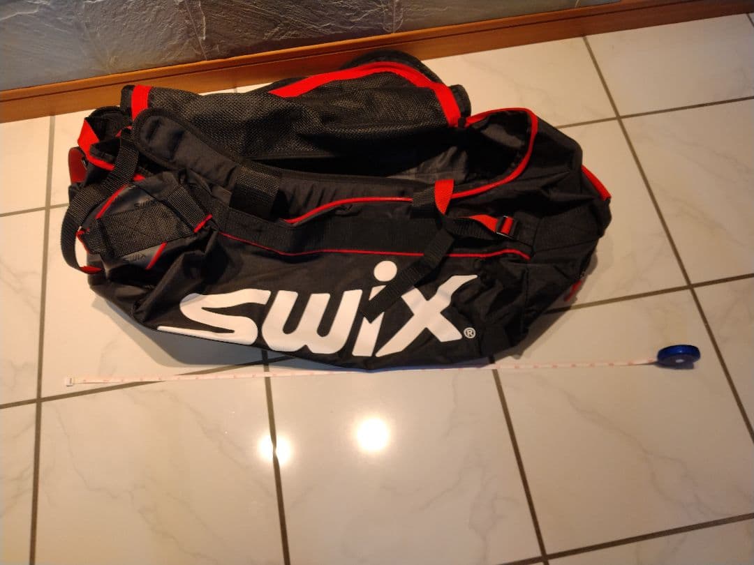SWIX ダッフルバッグ ブラック/レッド
