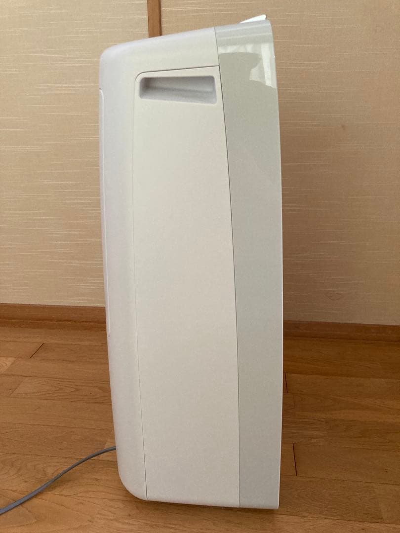 【ジャンク品】SHARP 除湿機 CV-J180-W