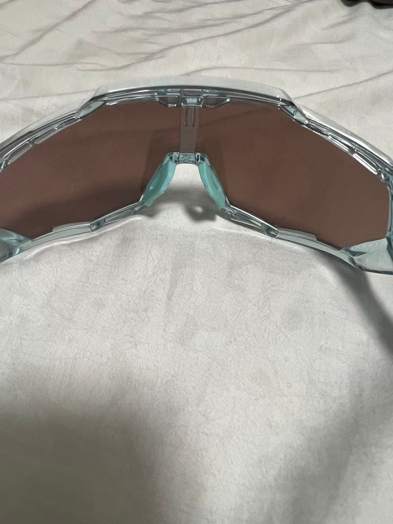 100%サングラス　クリアミント