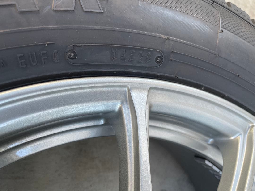 パ*チ様 17インチ スタッドレスタイヤ ホイールセット　アルファード　ヴェルフ