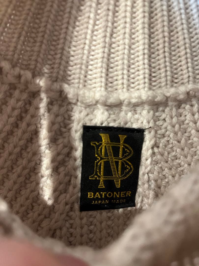 【BATONER】シグネチャー タートルネックニット アイボリー　2