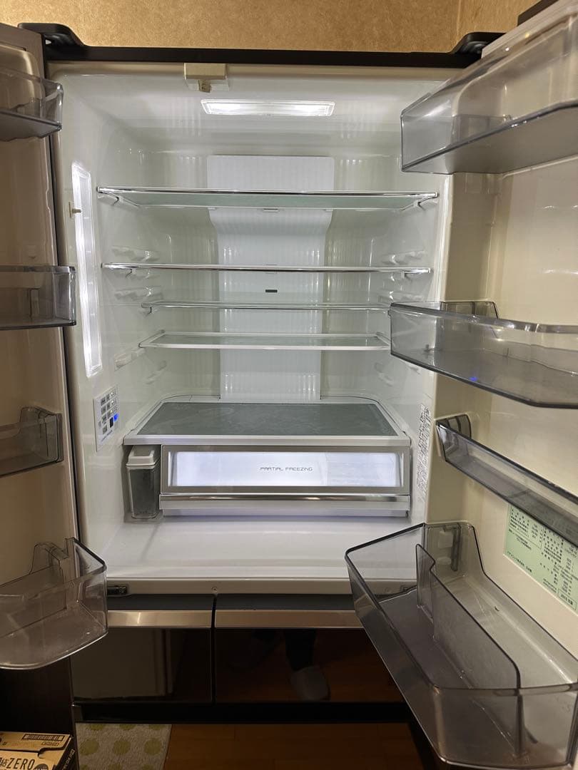 パナソニック ノンフロン冷凍冷蔵庫 NR-F561XPV-X