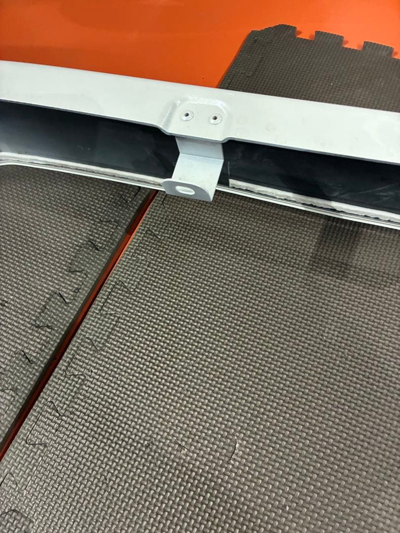 ハイエース　モデリスタフロントスポイラー　ワイド用　新車外し　引き取り限定