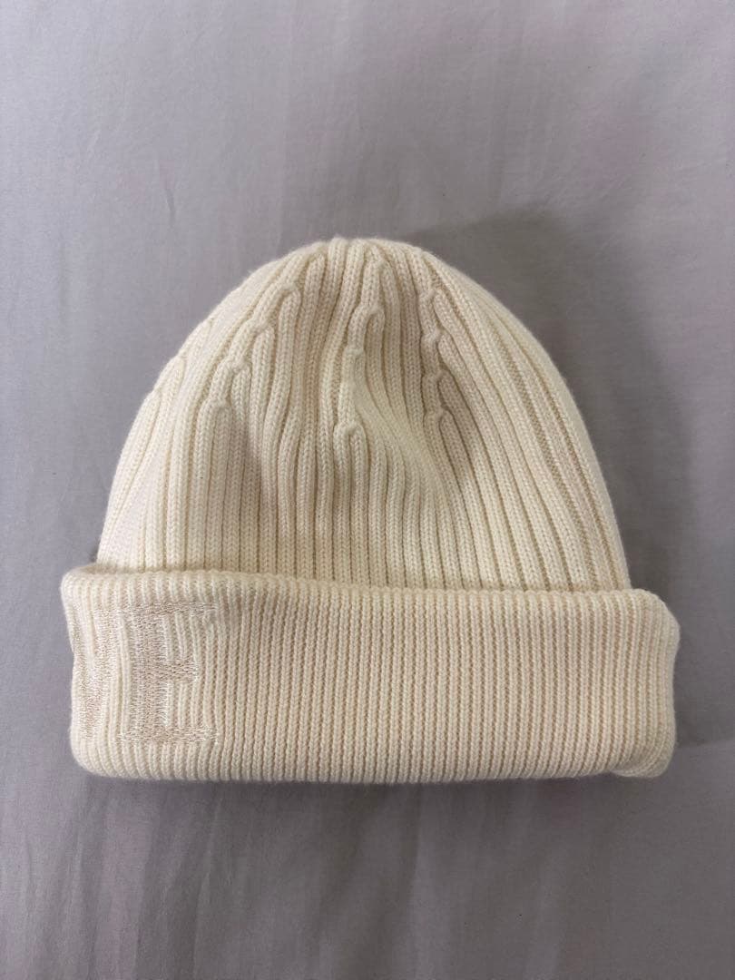 LOEWE ロエベ　ニット帽　ホワイト