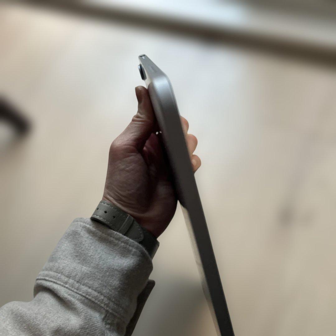 iPad Air 第4世代 64GB Wi-Fi ジャンク 水没 電源入らず