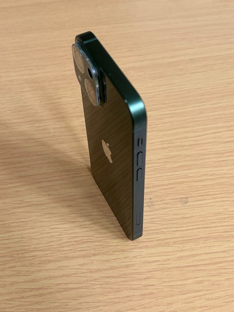 Apple iPhone 13 ミッドナイトグリーン 本体　美品　値下げ可能