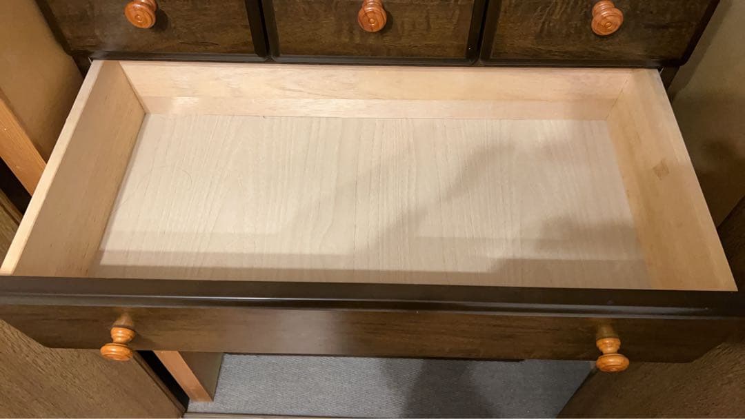 ブラウン木製チェスト 洋服タンス 5段＋引き出し3つ