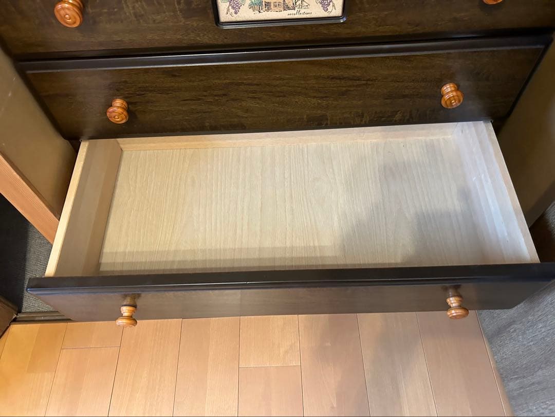 ブラウン木製チェスト 洋服タンス 5段＋引き出し3つ