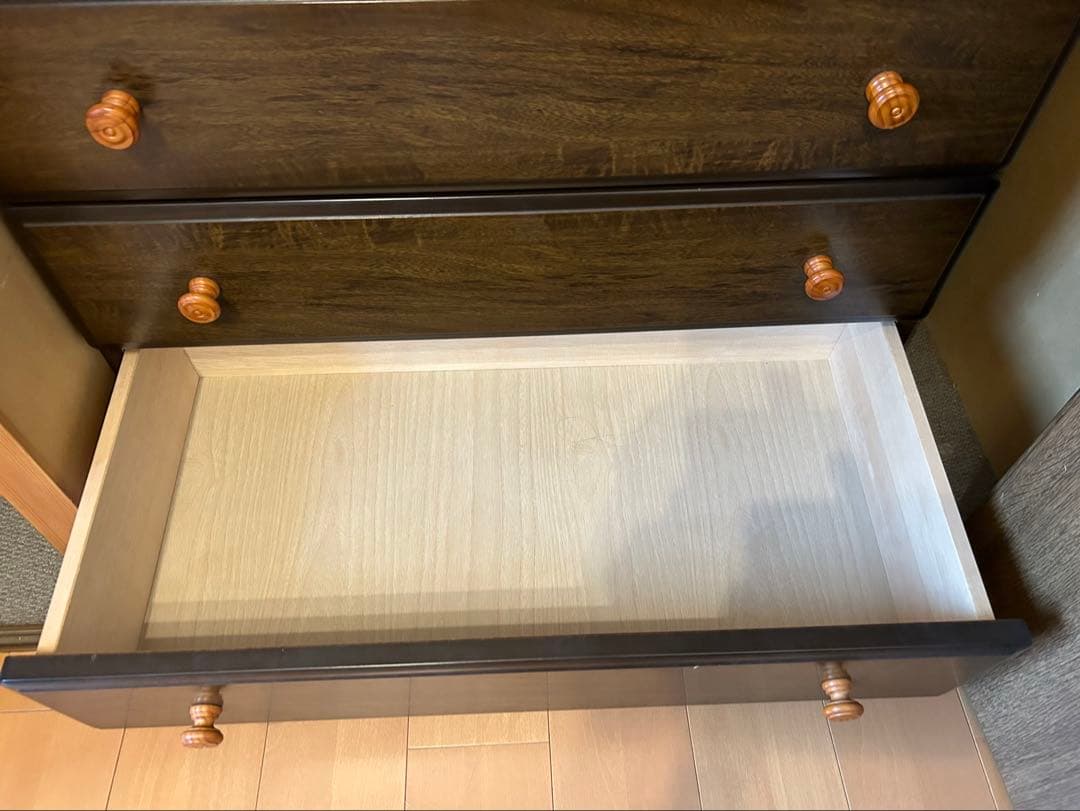 ブラウン木製チェスト 洋服タンス 5段＋引き出し3つ