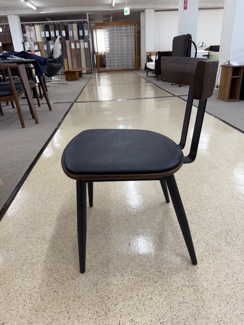 木製ダイニングチェア 黒