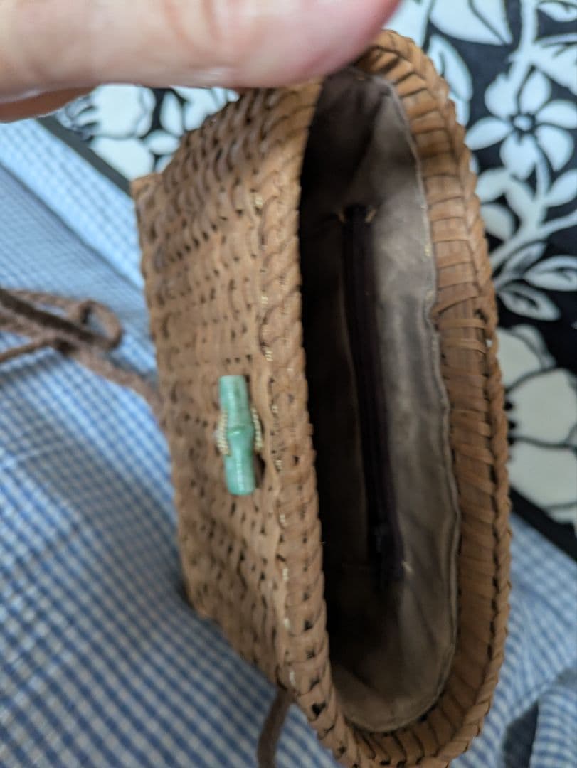 山葡萄天然素材 編み込みポシェット