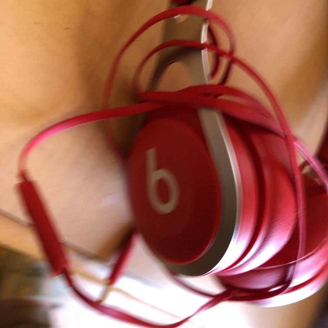 ヘッドホン beats