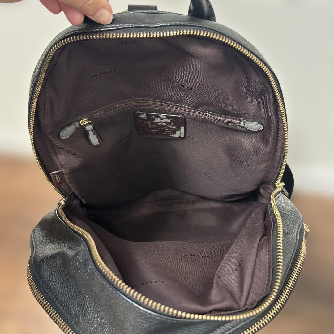 COACH コーチ 黒 リュック　ブラック　レザー　大容量　13インチPC収納可