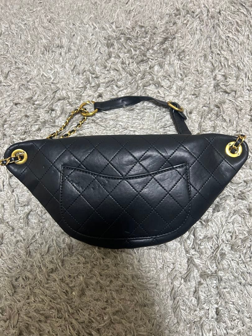 CHANEL ノベルティ　ボディバッグ　ウエストポーチ