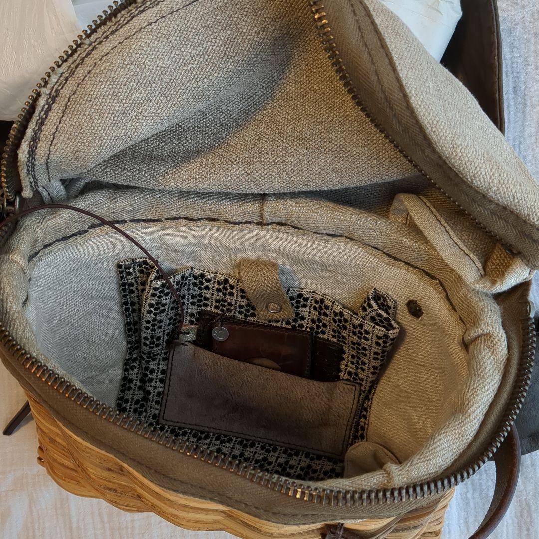 エバゴス　ショルダーバッグ　ボディバッグ