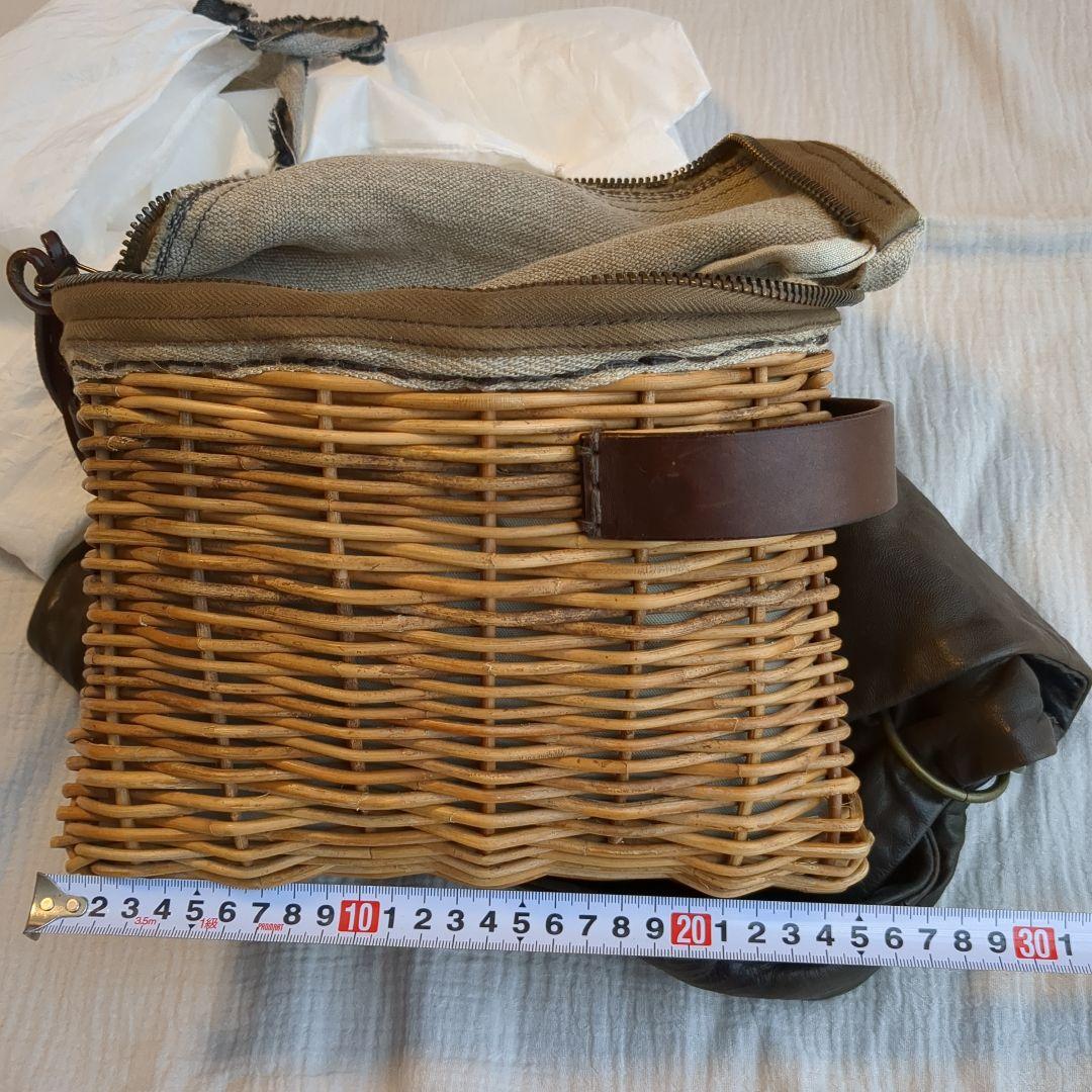 エバゴス　ショルダーバッグ　ボディバッグ