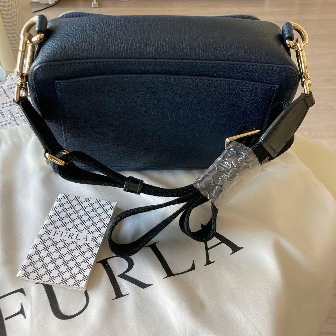 FURLA 本革 ショルダーバッグ ライトブルー/ネイビー
