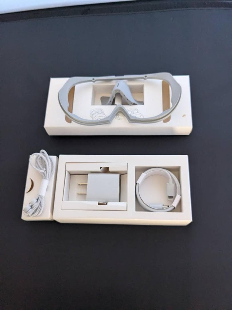 PICO 4 8G＋256GB VR ヘッドセット (ピコ 4) White