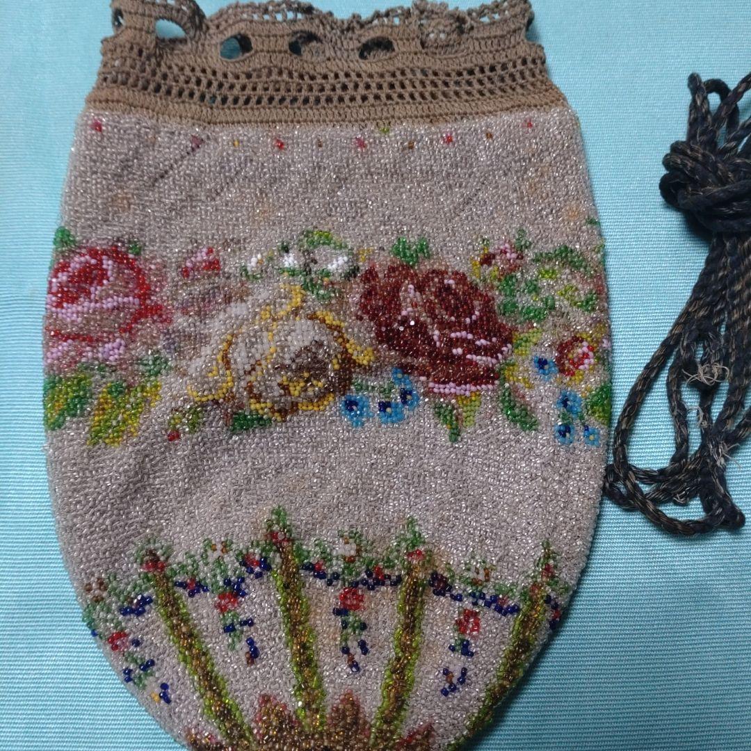 【専用です】アンテイークビーズのポシェットです。