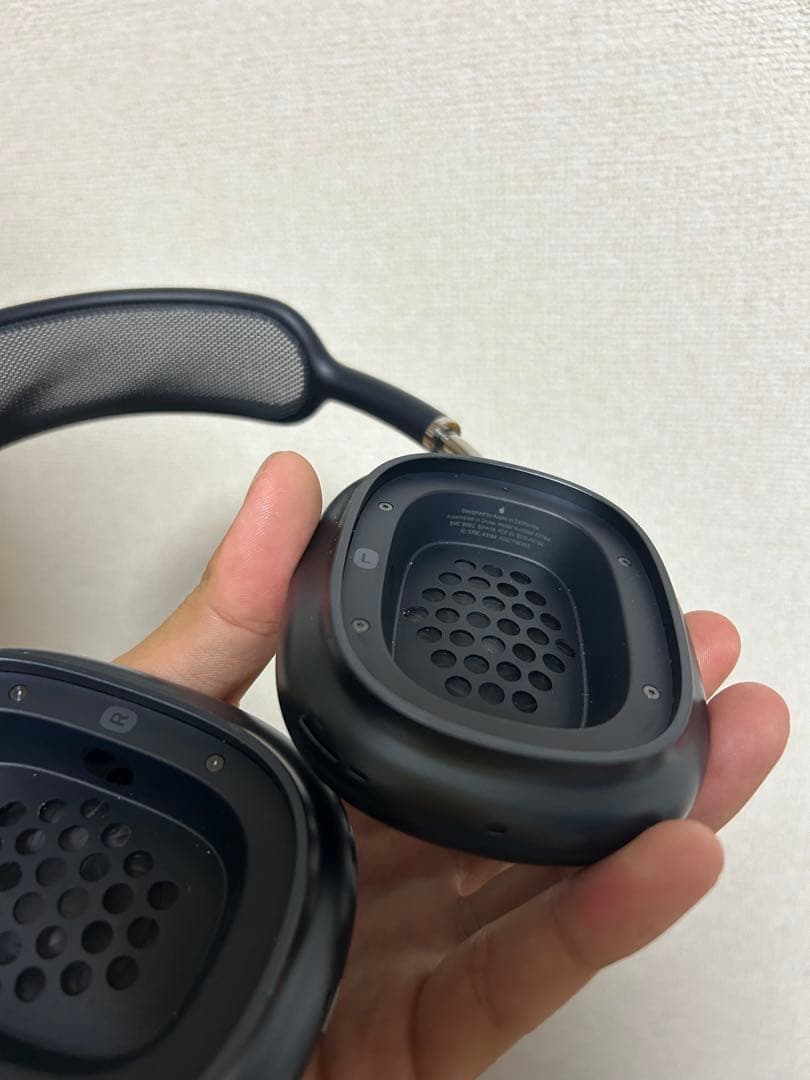 Apple AirPods Max ブラック