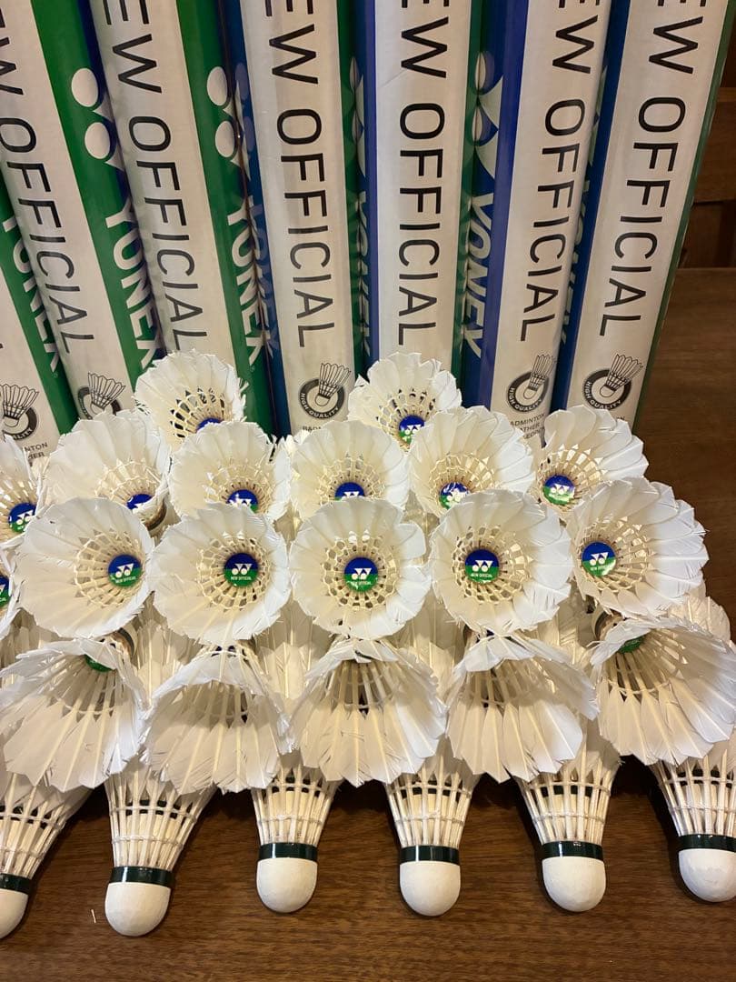 YONEX　NEW OFFICIAL 120球