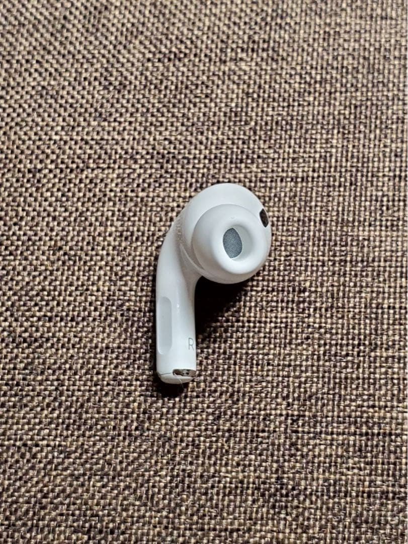 右耳 Apple AirPods Pro 第2世代 正規品 片耳583