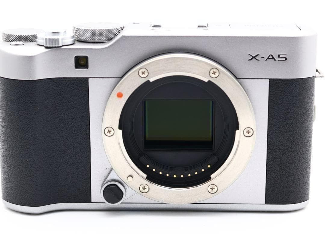 ■完動品 FUJIFILM X-A5 ミラーレス一眼カメラ