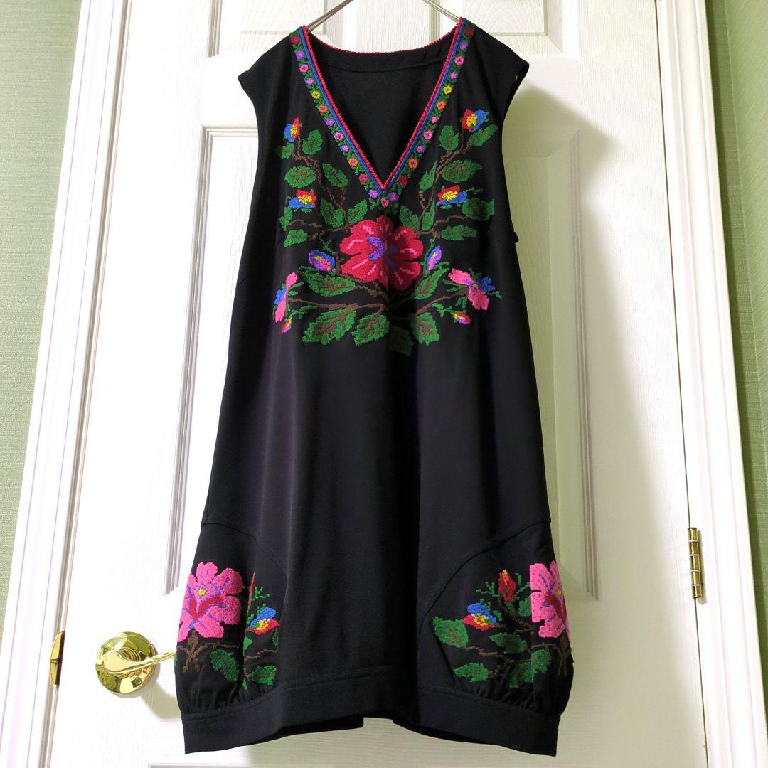 【専用】TOKUKO 1er VOL　トクコ　チュニック　お花　刺繍