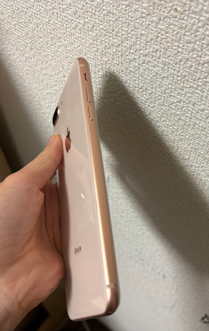 Apple iPhone 8 Plus ローズゴールド