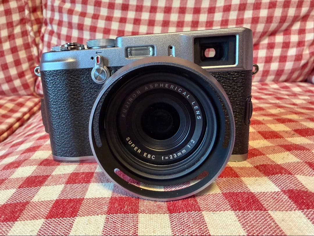 最終価格【美品】Fujifilm X100 デジタルカメラ