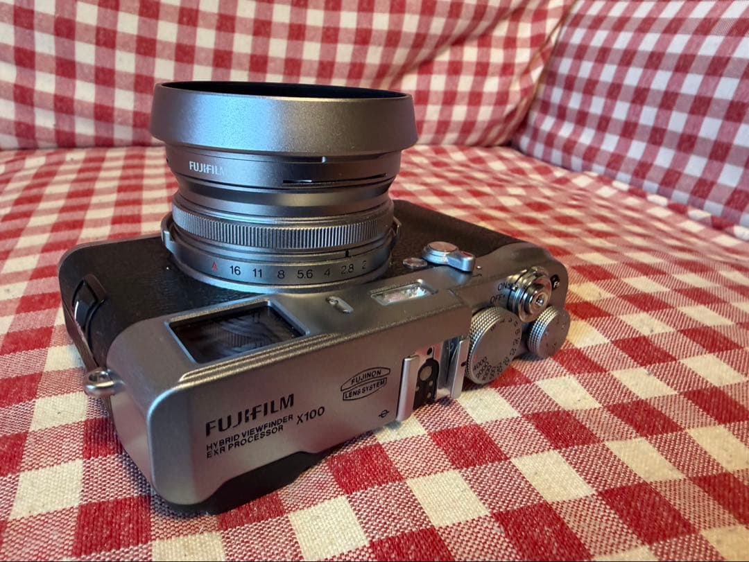 最終価格【美品】Fujifilm X100 デジタルカメラ