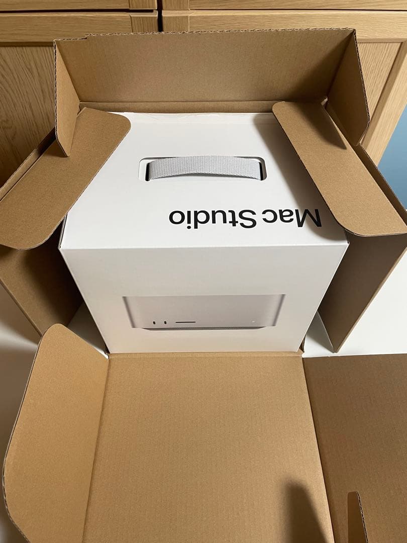 Apple　Mac Studio　M1 Max　メモリ32GB　容量512GB