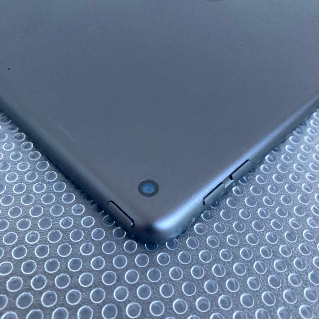 3025【早い者勝ち】iPad7 第7世代 32GB WIFIモデル☆