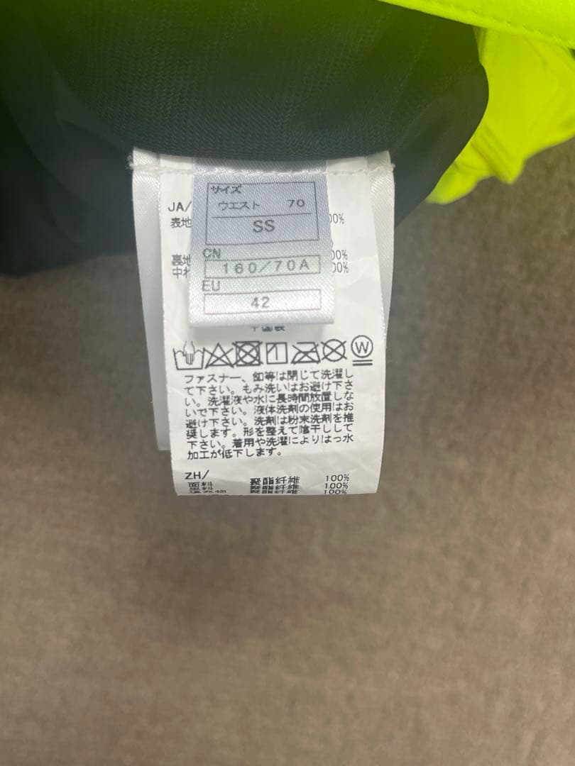 オンヨネ　サロモンワッペン付き　スキーウェア　上下セット　レディース　SS