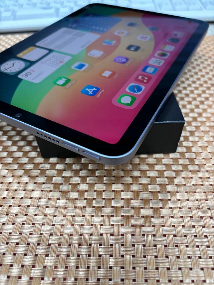 iPad mini 第6世代 パープル 64 GB MK7R3J/A【1745】