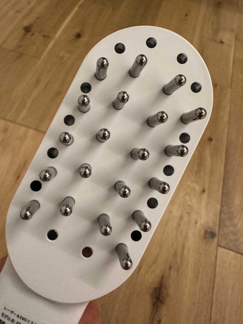 〈美品〉STELLA BEAUTE 美顔器 ホワイト