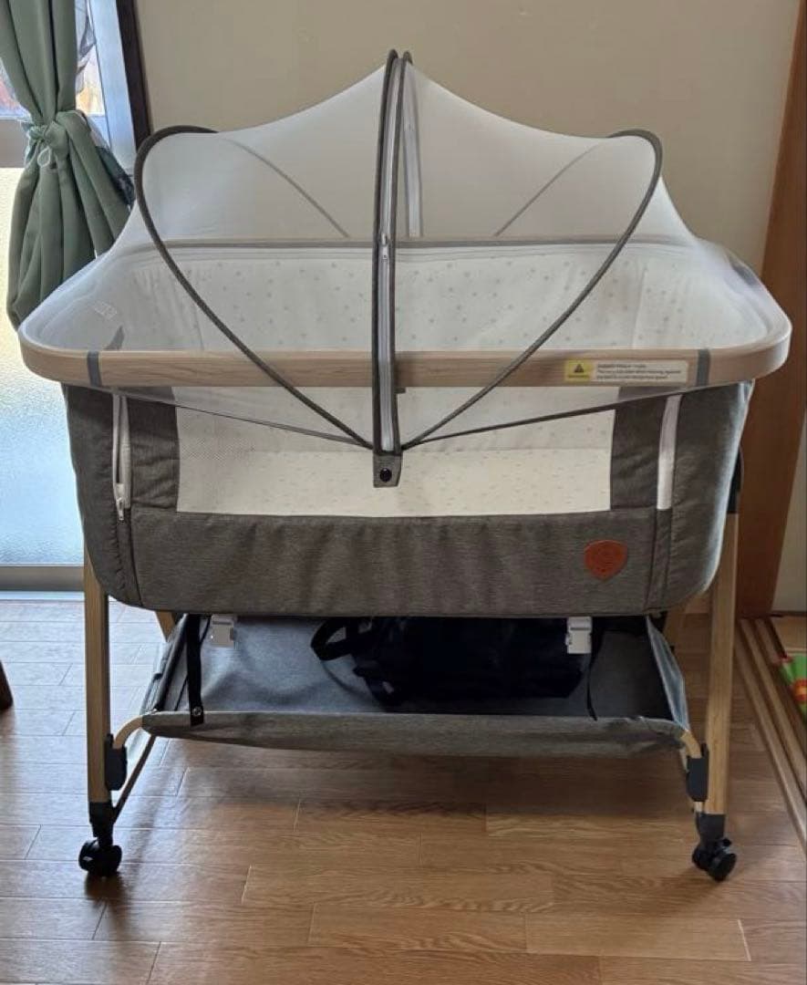 hzdmj ベビーベッド 持ち運びも出来るベビーベッド　高さ調整可能