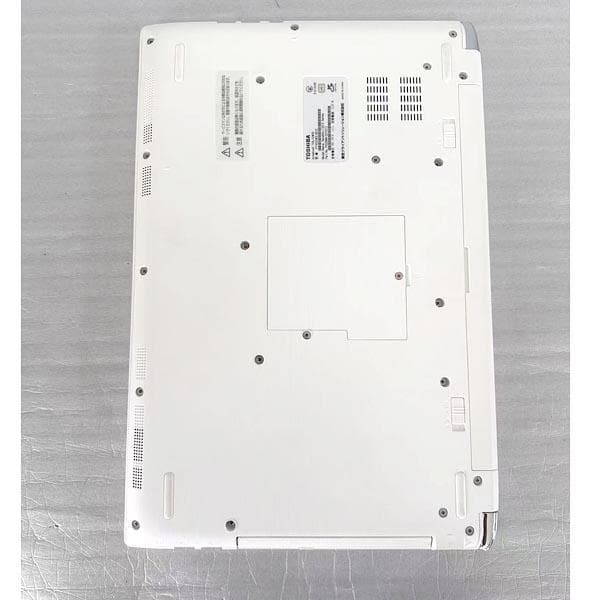 東芝 i3 8世帯　ノートパソコン SSD 256GB office2021