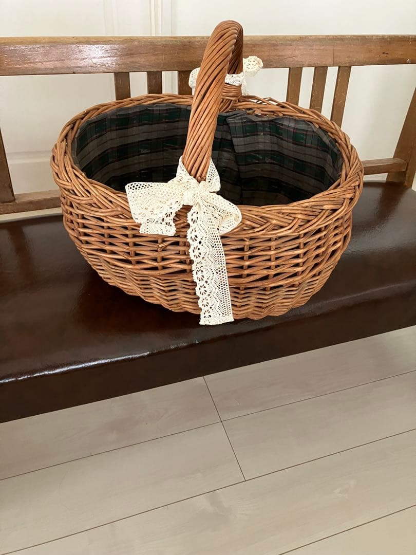 アンティークキルト　ドレスデンフリーカバー　ヴィンテージ籐籠のセット