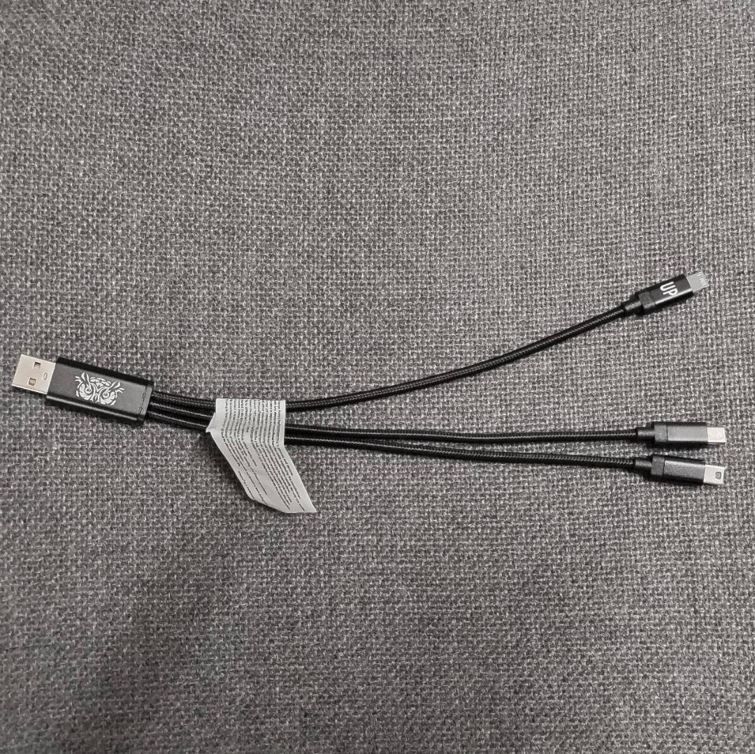 【非売品】マジックキャッスル　3種充電器（USB端子）