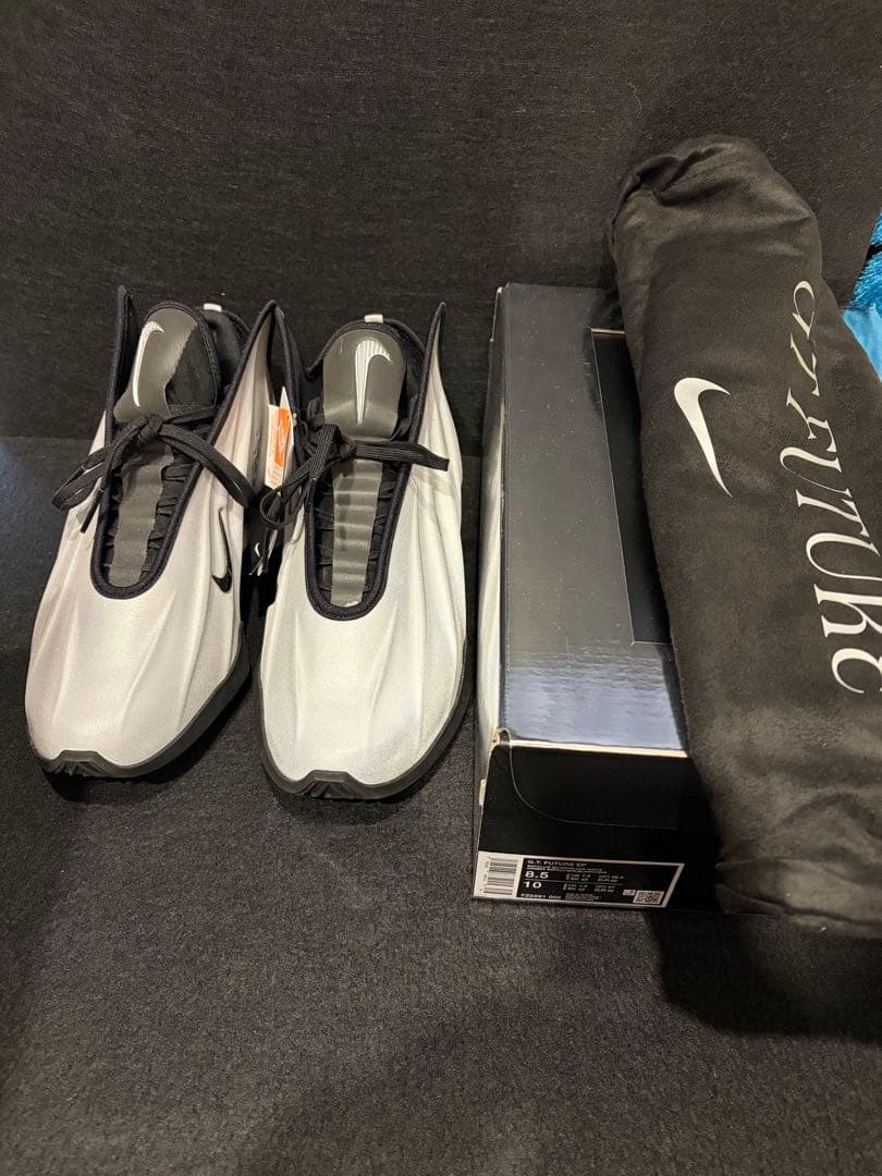 b*s様 【26.5cm】 ナイキ G.T. フューチャー EP メタリックシル