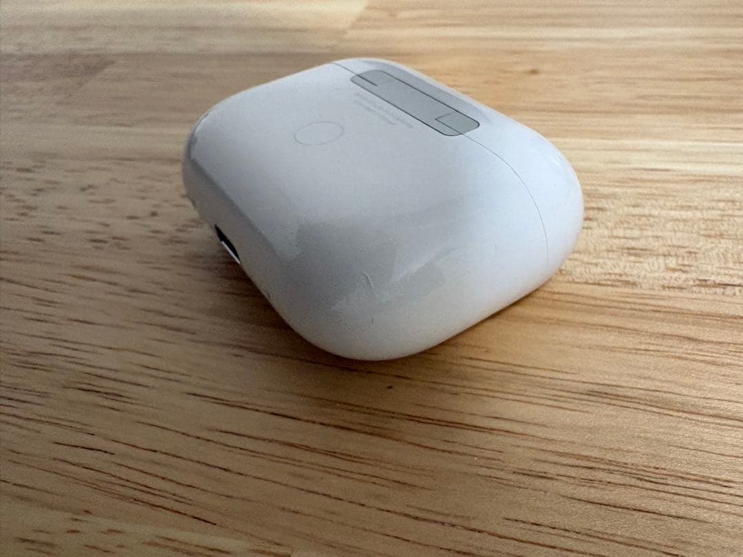 Apple AirPodsPro2 充電ケース及び右耳のみ