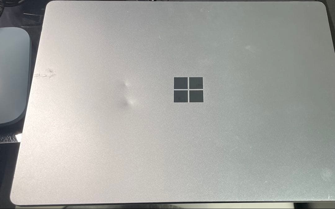 Microsoft Surface Laptop GO 初代シルバー