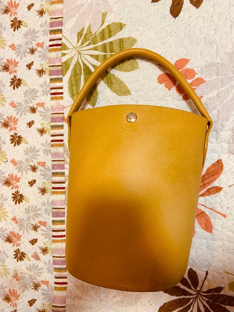 エピュレ バケットバッグ　黄色