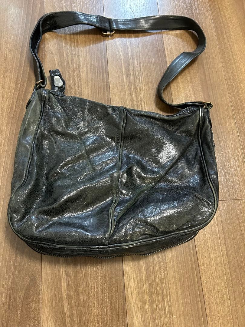 【お値下げ】イサムカタヤマ バックラッシュショルダーバッグ レザー