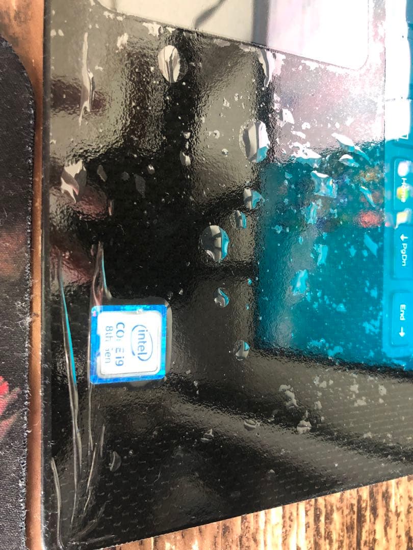 Dell XPS 15-9570 - core i9 メモリ32GB