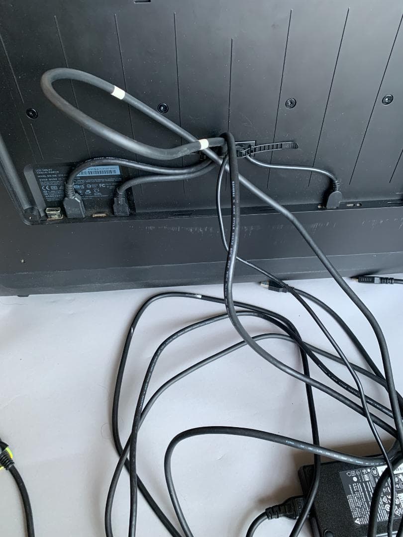 k*s様 WACOM Cintiq DTK-2420/K