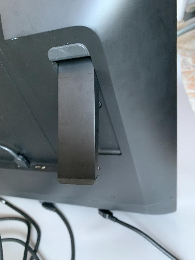 k*s様 WACOM Cintiq DTK-2420/K