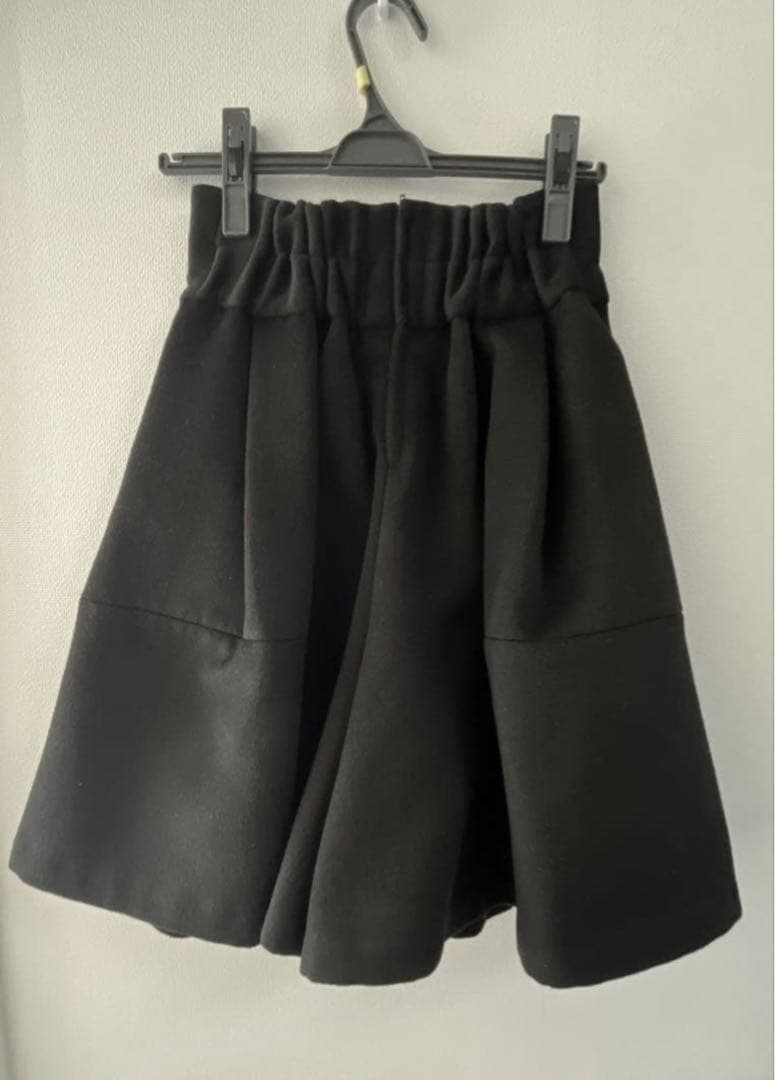 【新品タグ付】seventen ハイウエストフレアキュロット
