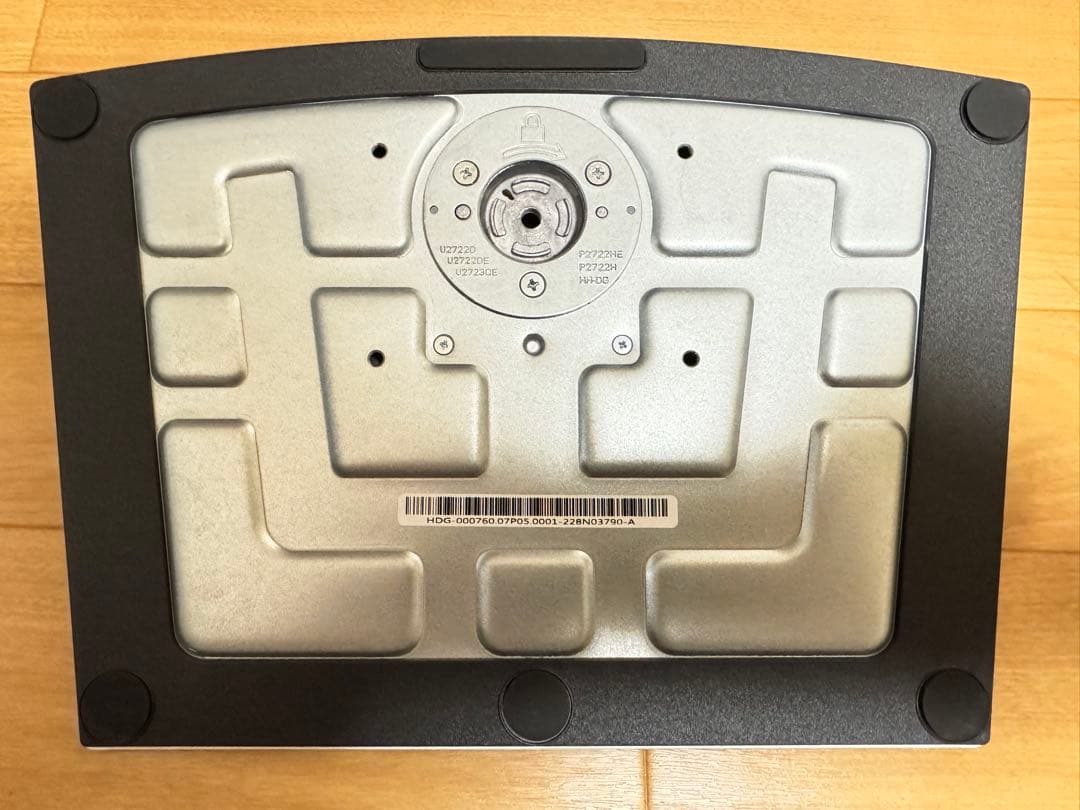 ディスプレイ・モニター本体 DELL U2723QX